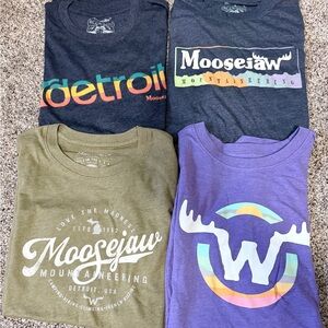 Moosejaw Women’s Graphic T-Shirts Size Small